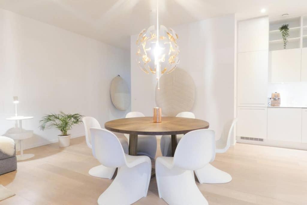 Exquisite Apartment, Most Convenient Location, Apt 5. Copenhaga Exterior foto